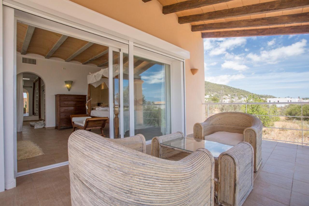 Sant Jordi de ses Salines Villa Tom Is Near To Playa Den Bossa מראה חיצוני תמונה